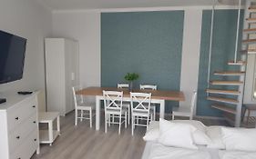 Zoli Apartmanok-Adri Koelcsey 32